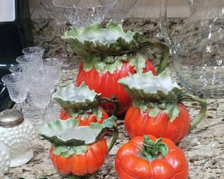 Royal Bayreuth vintage tomato pattern