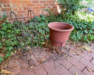 Cat planter 