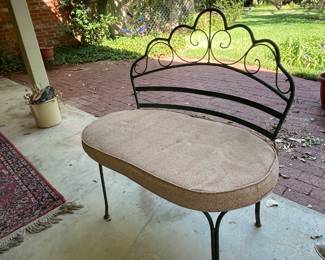 Patio settee 