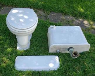  Vitreous China Vintage Retro Toilet