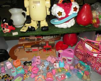Care Bears, Littlest Pet Shop, strawberry shortcake, 