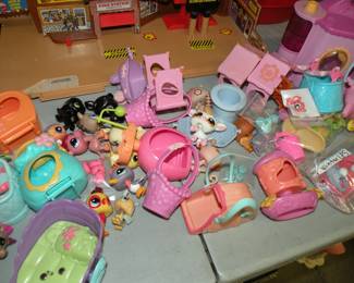 Littlest pet shop