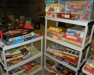 Vintage games and puzzles