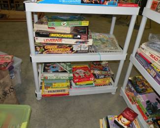 Vintage games and puzzles 