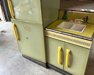 Vintage play kitchen 