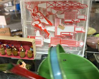 Vintage Superman cake toppers