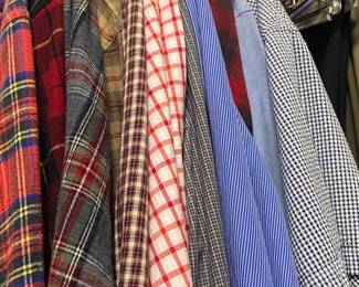 Men’s Clothing Size Large
(Great Brands!)