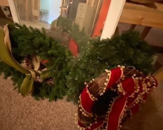 Christmas Decor!
❤️💚❤️