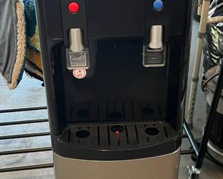 Primo water dispenser