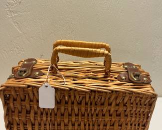 Basket purse