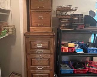 4-drawer and 2-drawer filing cabinets