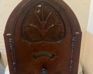 Antique radio