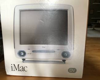 Circa 2000 iMac  $100  (machine and box)