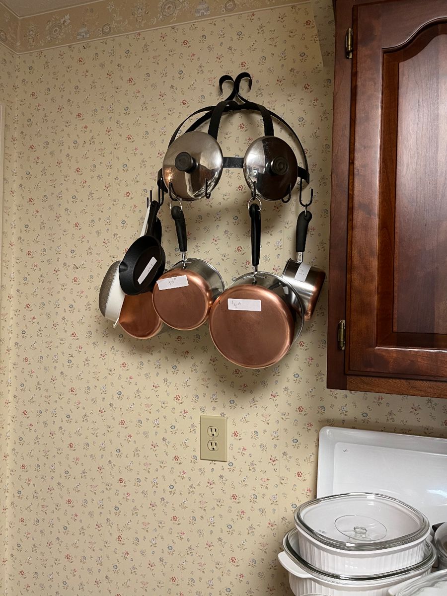 Moore Estate Sales in Pinehurst, NC starts on 9/22/2023