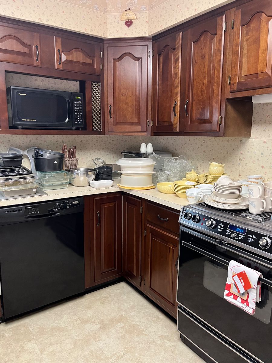 Moore Estate Sales in Pinehurst, NC starts on 9/22/2023