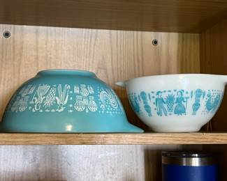 Vintage pyrex