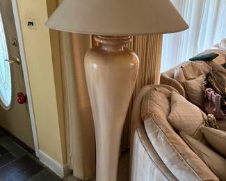 Floor lamp