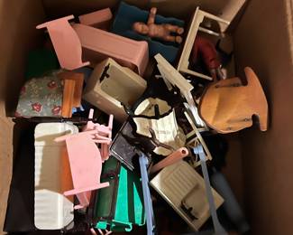 Dollhouse furniture......