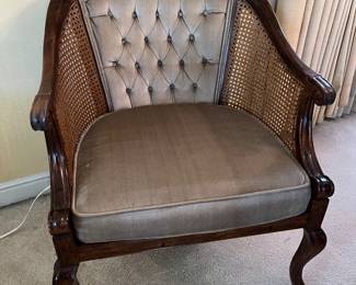 (2) armchairs (one not shown)