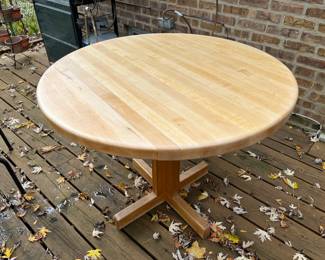 Butcher block round table