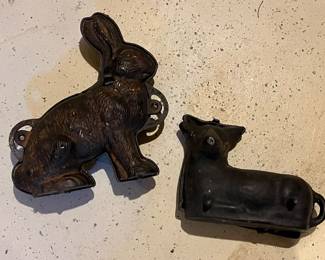 Cast lamb mold Griswold bunny 