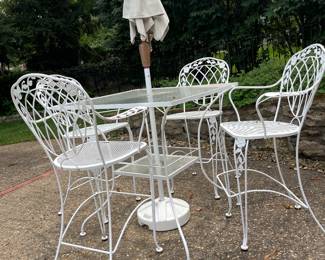 Darling bar height patio set