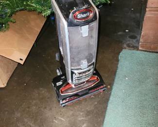Shark vac