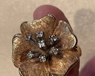 Gold and diamond flower ring
