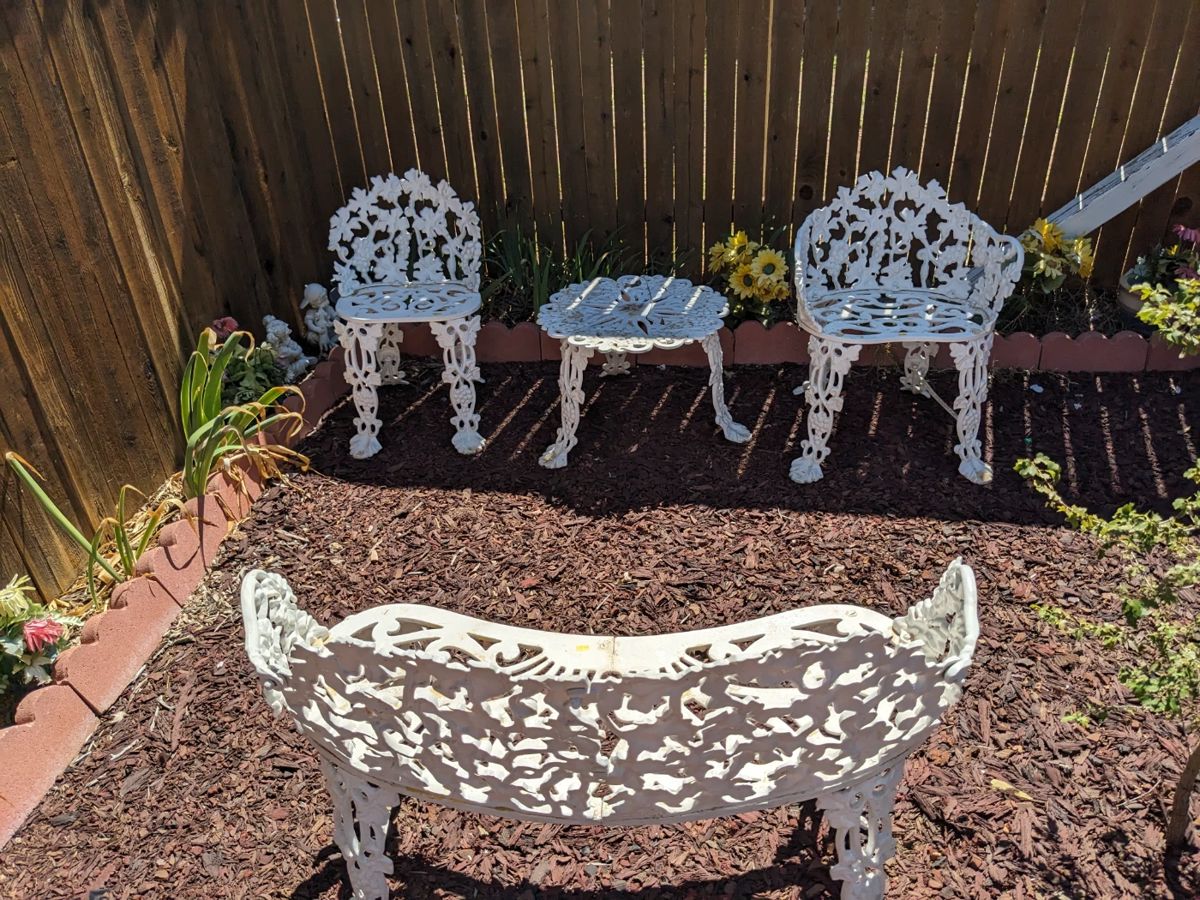 Kinghorn Estate Sale in Lubbock, TX starts on 9/22/2023