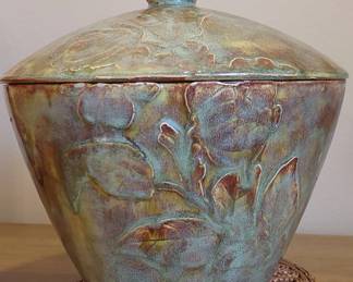 Beautiful lidded Pottery bowl 