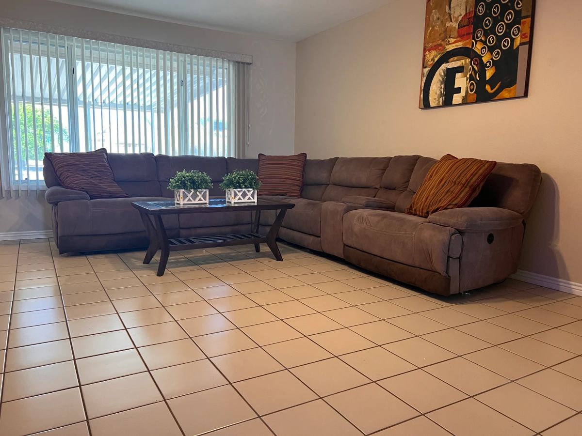 AtoZ Estate Sales Sun City Estate Sale (100) starts on 9/21/2023