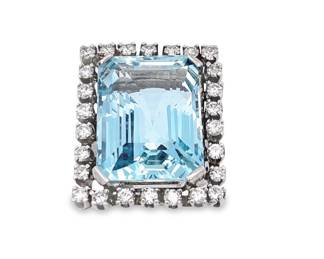 14k Aquamarine and Diamond ring