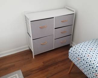 Romoon 5-drawer storage dresser