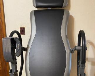 Innova inversion table