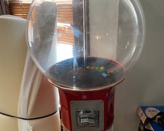 Huge gumball machine