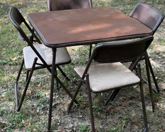 Card Table w/4 chairs