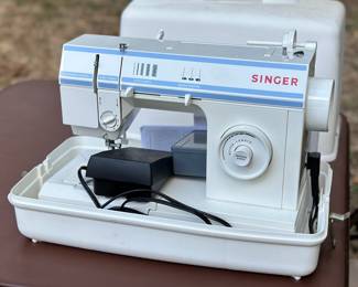 Singer Sewing Machine