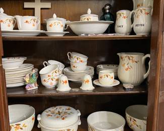 Vintage  Hall's Superior Quality Kitchenware "Autumn Leaf"