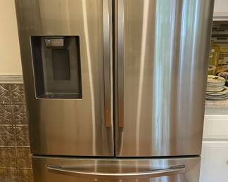 Samsung French door refrigerator 