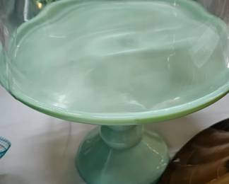 MOSSER GLASS CAKE STAND