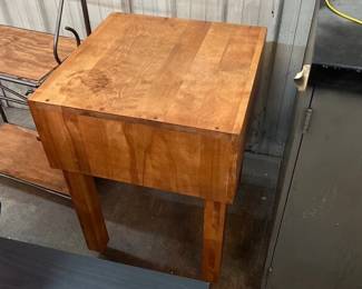 ROLLING BUTCHER BLOCK