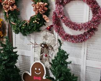 CHRISTMAS DECOR