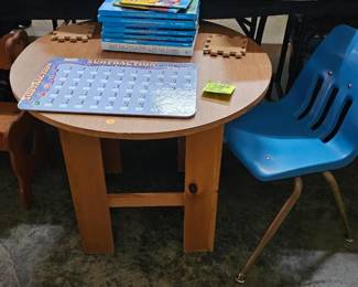 CHILD'S TABLE AND CHAIR