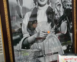 LOT OF WIZARD OF OZ ITEMS