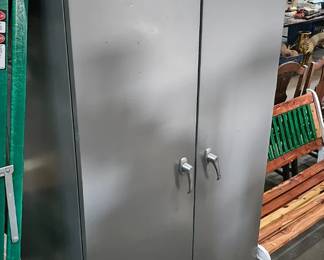 METAL STORAGE CABINET