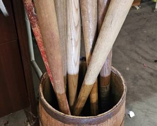 LOT OF WOODEN BATS