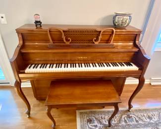 Yamaha upright piano excellent condition'