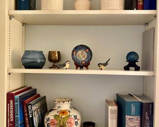 Decorative accessories and books