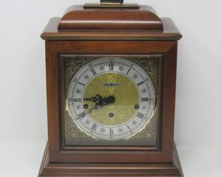 Mantle clock