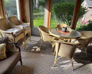 Lloyd Flanders wicker table and four chairs and two bar-height chairs
